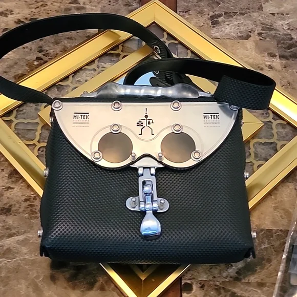 hi tek designs london バッグ hi tek designs London by alexander